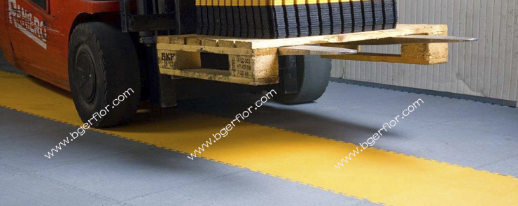 工業(yè)地面處理之道：工業(yè)地板有效解決地坪常出現(xiàn)起砂、灰塵等問題