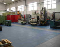 車(chē)間耐磨耐壓地板：車(chē)間地面做法方案，車(chē)間地面防起砂處理方案