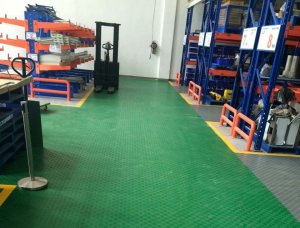 倉儲轉(zhuǎn)運區(qū)地面如何處理【倉庫、庫房地板地面材料】