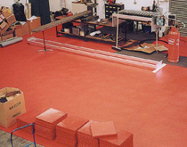 加工車間地面材料，紅色車間地板膠鋪裝