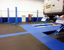 什么是車間工業(yè)地板磚？博鴿提供多種尺寸規(guī)格車間工業(yè)地板磚